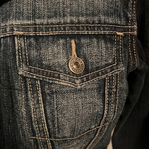 YMI SIZE MEDIUM CROPPED JEAN DISTRESSED JEAN JACKET.  SUPER CUTE - Picture 2 of 5